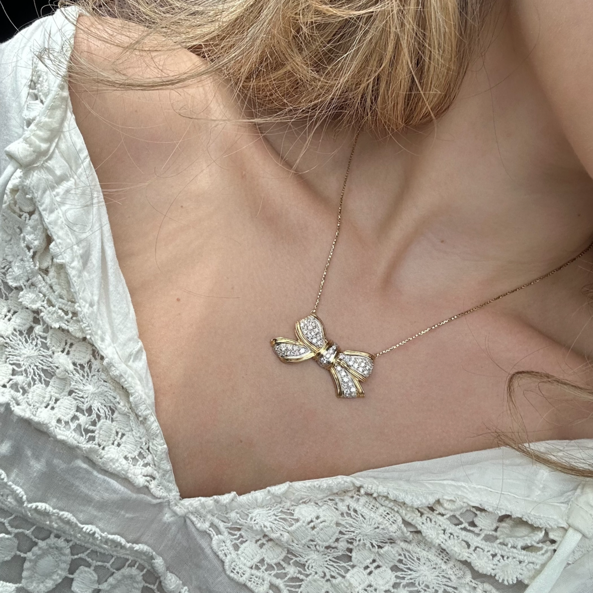 Vintage Diamond Bow Necklace 18K Yellow Gold